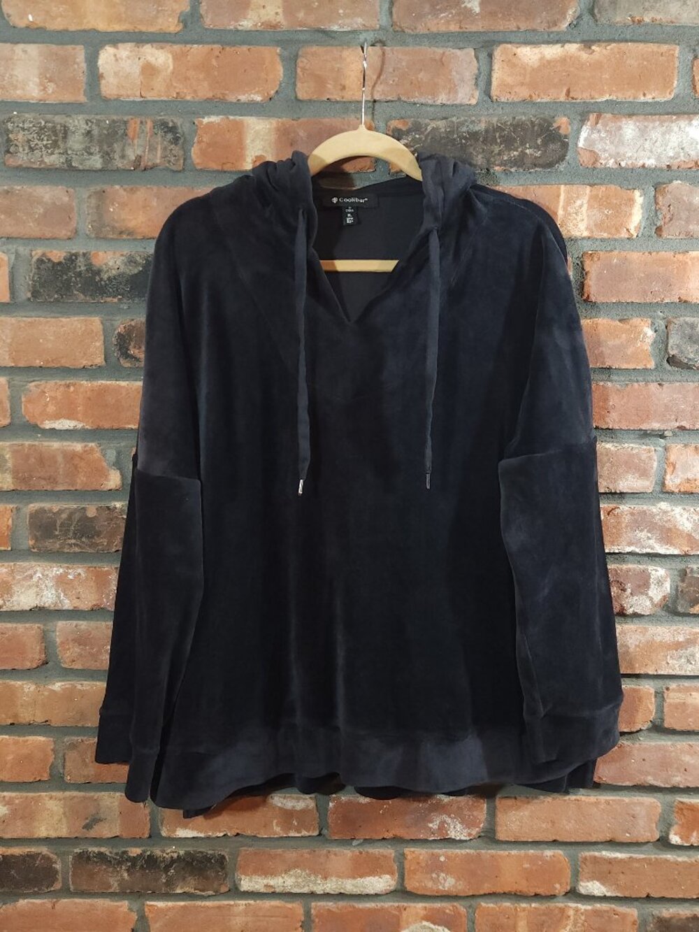 Coolibar Beach Velour Hoodie in Black UPF 50+ Comfy Cozy Casual Women's XL - Picture 2 of 6